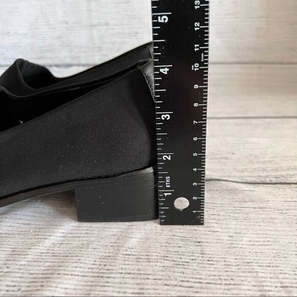 DONALD J Pliner Black Block Heel Loafer Size 9N - Picture 9 of 14